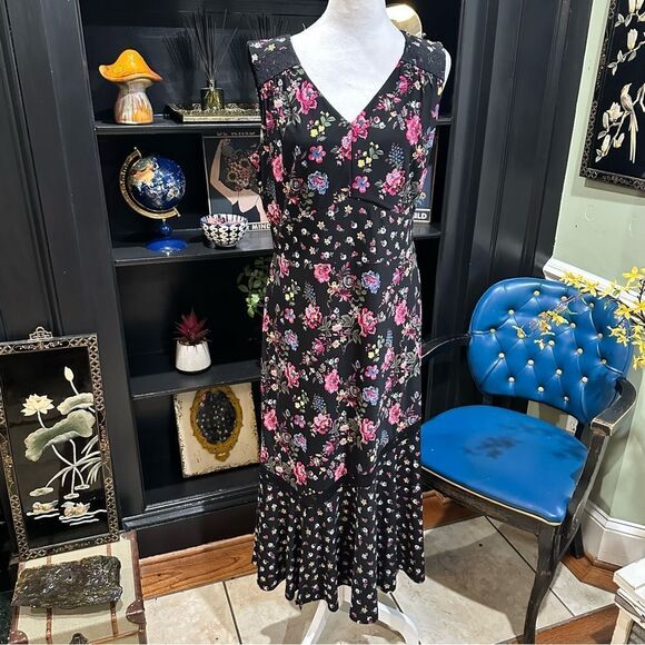 Roz & Ali Black Floral Midi Dress Size Medium - Picture 1 of 13